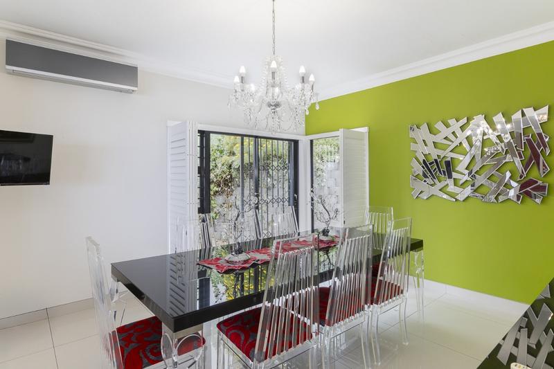 9 Bedroom Property for Sale in Gordon Heights Western Cape